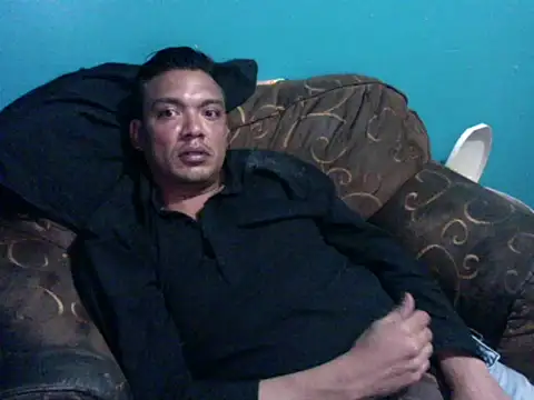 Snapshot of latinomoreno95 chatting on May 15, 2026, 11:14 pm latinomoreno95 online show from May 15, 2026, 11:14 pm