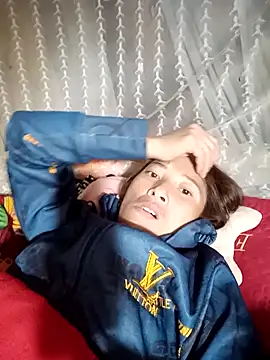 Snapshot of muamua99 chatting on February 19, 2026, 5:15 am muamua99 online show from February 19, 2026, 5:15 am