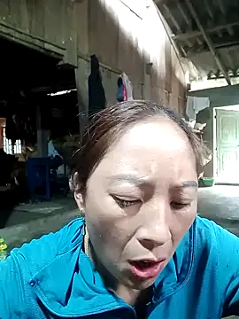 Snapshot of muamua99 chatting on March 21, 2026, 3:41 am muamua99 online show from March 21, 2026, 3:41 am