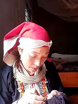 Snapshot of muamua99 chatting on February 17, 2026, 3:26 am muamua99 online show from February 17, 2026, 3:26 am