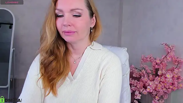 Snapshot of Marie_Hayes chatting on May 25, 2026, 1:27 am Marie Hayes online show from May 25, 2026, 1:27 am