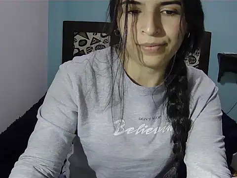 Snapshot of Emily_Gree chatting on May 16, 2026, 1:26 am Emily Gree online show from May 16, 2026, 1:26 am