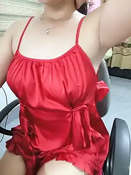 Snapshot of Heni6368 chatting on July 2, 2026, 9:37 am Heni6368 online show from July 2, 2026, 9:37 am