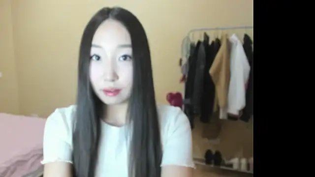 Snapshot of Amane_Yuki chatting on March 28, 2026, 5:25 pm Amane Yuki online show from March 28, 2026, 5:25 pm