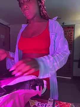 CookiesNcreaming online show from February 12, 2026, 7:46 pm