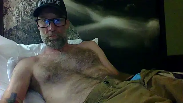 Snapshot of tittycum3636 chatting on June 6, 2026, 5:45 am tittycum3636 online show from June 6, 2026, 5:45 am