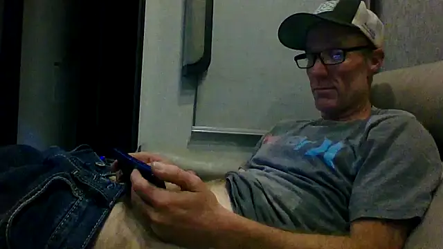 Snapshot of tittycum3636 chatting on March 15, 2026, 6:53 am tittycum3636 online show from March 15, 2026, 6:53 am