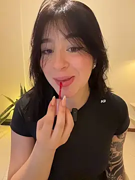 Snapshot of evelynrosess1 chatting on July 17, 2026, 11:57 pm evelynrosess1 online show from July 17, 2026, 11:57 pm