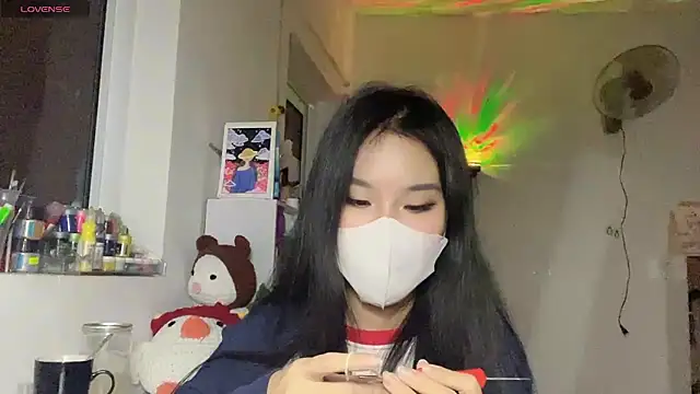 Tieu-May online show from April 26, 2026, 8:50 pm