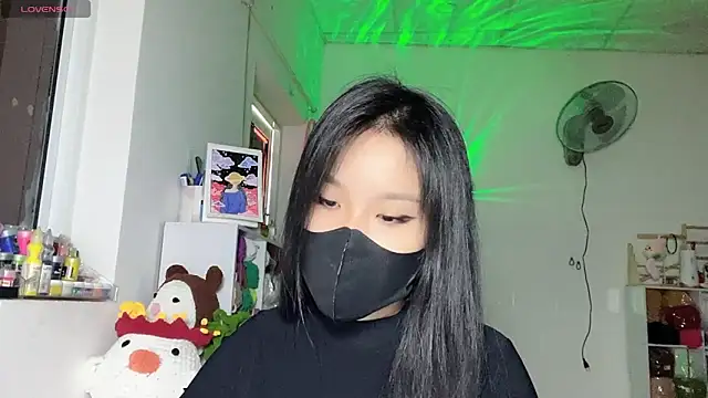 Tieu-May online show from May 8, 2026, 7:12 am