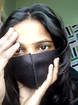 Snapshot of nishi_garg_0 chatting on January 7, 2026, 6:29 am nishi garg 0 online show from January 7, 2026, 6:29 am