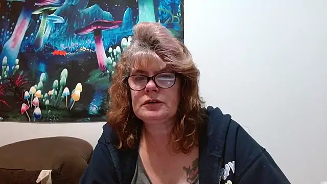 Snapshot of ladylavende3 chatting on February 13, 2026, 7:41 am ladylavende3 online show from February 13, 2026, 7:41 am