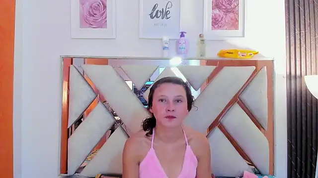 SalomeWilson online show from March 26, 2026, 8:40 pm