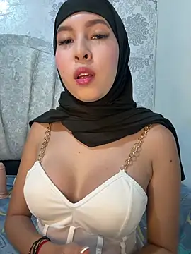 Snapshot of Shann_95 chatting on March 24, 2026, 11:38 pm Shann 95 online show from March 24, 2026, 11:38 pm