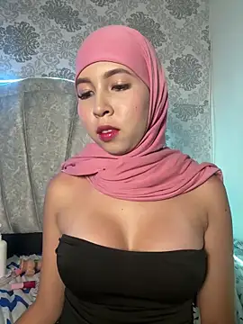 Snapshot of Shann_95 chatting on February 14, 2026, 12:11 am Shann 95 online show from February 14, 2026, 12:11 am