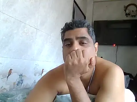 Snapshot of hardnhornybull chatting on March 14, 2026, 7:36 am hardnhornybull online show from March 14, 2026, 7:36 am