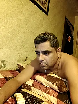 Snapshot of hardnhornybull chatting on March 8, 2026, 8:56 pm hardnhornybull online show from March 8, 2026, 8:56 pm
