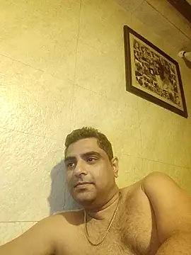 Snapshot of hardnhornybull chatting on March 31, 2026, 7:38 pm hardnhornybull online show from March 31, 2026, 7:38 pm