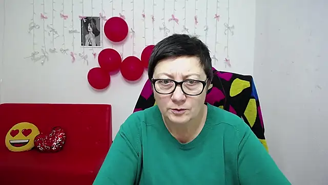 EmilyL0ve online show from January 15, 2026, 6:11 pm