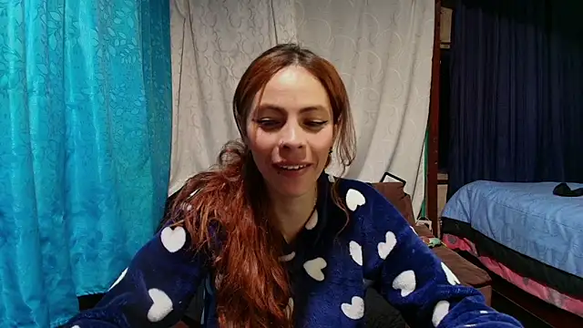 Gabys1610 online show from February 12, 2026, 2:33 am