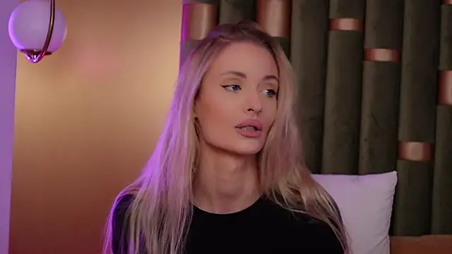 AmeliaAngel online show from October 20, 2025, 6:04 am