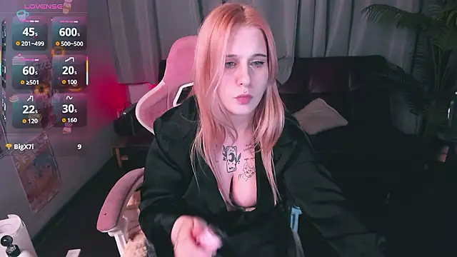  FrostLuna online show from January 31, 2026, 7:12 pm