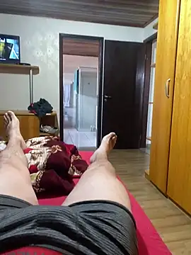 jeanramon01 online show from February 19, 2026, 3:53 pm