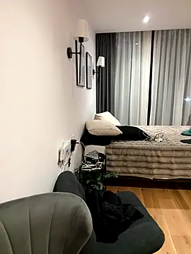 Snapshot of miniman99 chatting on January 6, 2026, 12:36 am miniman99 online show from January 6, 2026, 12:36 am