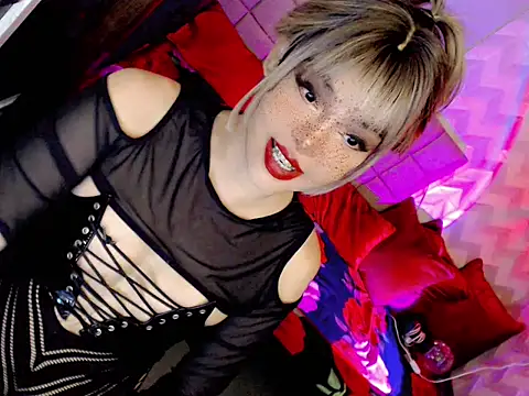 Snapshot of BEYBIDOMME chatting on May 8, 2026, 6:17 am BEYBIDOMME online show from May 8, 2026, 6:17 am
