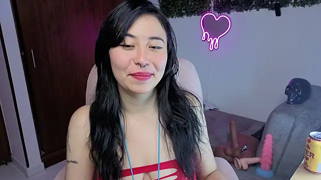 Snapshot of LolaOpalX chatting on April 10, 2026, 12:50 am LolaOpalX online show from April 10, 2026, 12:50 am
