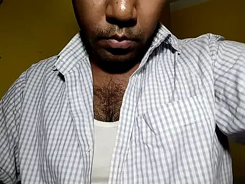 Snapshot of Lucky___05 chatting on June 26, 2026, 6:30 am Lucky 05 online show from June 26, 2026, 6:30 am