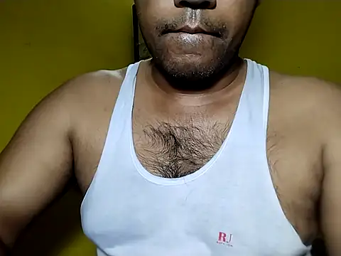 Snapshot of Lucky___05 chatting on August 2, 2026, 3:20 pm Lucky 05 online show from August 2, 2026, 3:20 pm