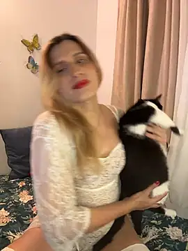 Snapshot of milablossom01 chatting on March 20, 2026, 3:40 am milablossom01 online show from March 20, 2026, 3:40 am