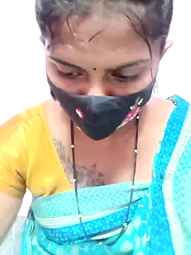 Tamil Hot Anu online show from April 30, 2026, 9:49 am