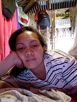 prettymomma24xx online show from June 21, 2026, 8:31 am