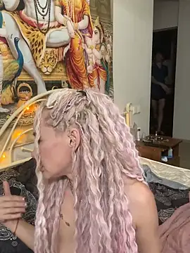 Spicycandy4you online show from February 15, 2026, 8:52 pm