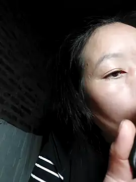 Snapshot of donaaa2 chatting on March 12, 2026, 1:59 pm donaaa2 online show from March 12, 2026, 1:59 pm