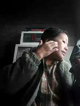 Snapshot of donaaa2 chatting on March 9, 2026, 3:43 am donaaa2 online show from March 9, 2026, 3:43 am