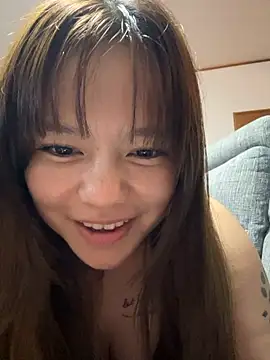 Snapshot of mimi0428 chatting on August 6, 2026, 3:51 pm mimi0428 online show from August 6, 2026, 3:51 pm
