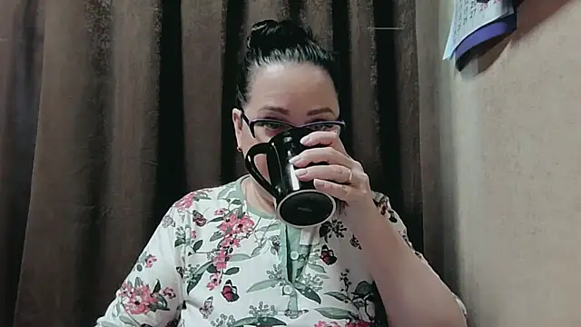 Snapshot of infinity_loveliness chatting on February 27, 2026, 10:15 am infinity loveliness online show from February 27, 2026, 10:15 am