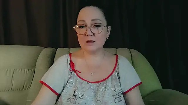 Snapshot of infinity_loveliness chatting on June 21, 2026, 9:59 am infinity loveliness online show from June 21, 2026, 9:59 am