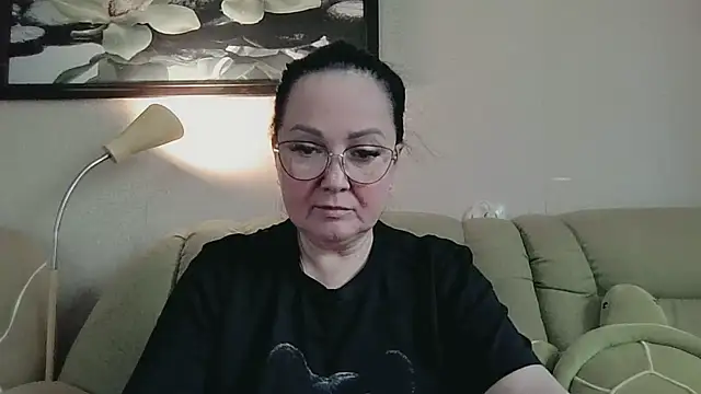 Snapshot of infinity_loveliness chatting on June 19, 2026, 9:15 am infinity loveliness online show from June 19, 2026, 9:15 am