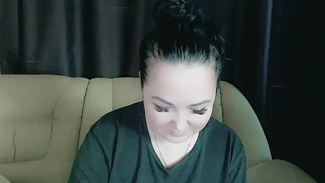 Snapshot of infinity_loveliness chatting on February 19, 2026, 7:16 am infinity loveliness online show from February 19, 2026, 7:16 am