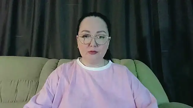 Snapshot of infinity_loveliness chatting on May 8, 2026, 8:40 am infinity loveliness online show from May 8, 2026, 8:40 am