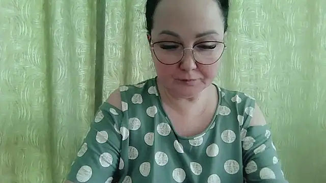 Snapshot of infinity_loveliness chatting on May 23, 2026, 11:09 am infinity loveliness online show from May 23, 2026, 11:09 am