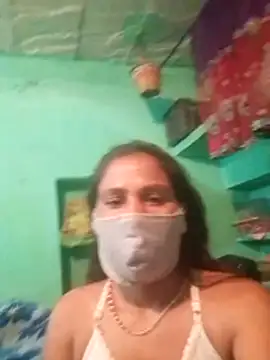 Snapshot of Rachna9090 chatting on February 15, 2026, 3:33 pm Rachna9090 online show from February 15, 2026, 3:33 pm