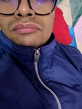 Chocolate-Axel online show from February 8, 2026, 1:53 pm