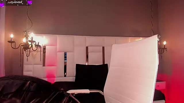 Snapshot of MAGIC_ISIS_ chatting on March 4, 2026, 4:31 am MAGIC ISIS online show from March 4, 2026, 4:31 am