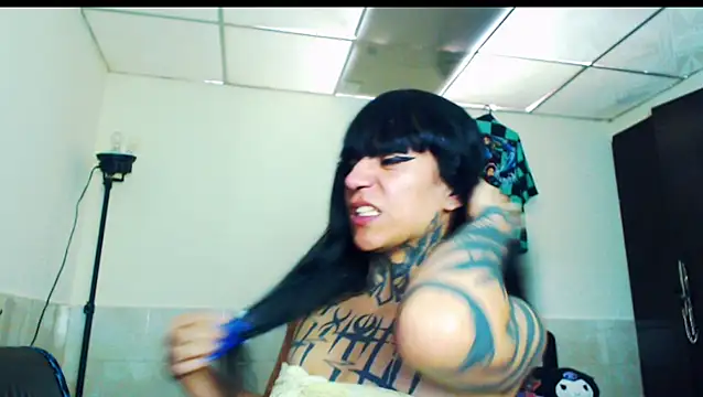 jazmin wolf online show from February 8, 2026, 4:26 pm