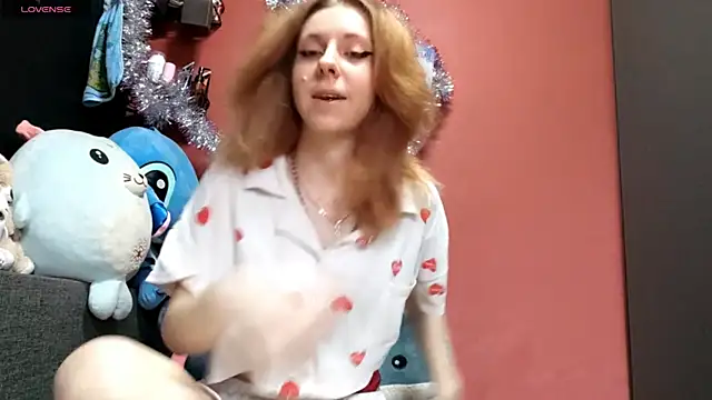 TiaraHenegan online show from January 12, 2026, 7:04 am